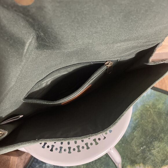 America and Beyond Pineneedle Velvet Flap Clutch Green Handbag Crossbody Clutch - Picture 6 of 8